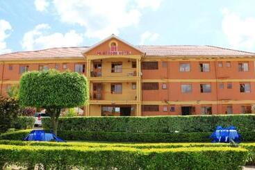 Primerose Hotel Mubende