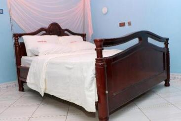 Primerose Hotel Mubende