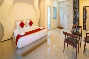 Ar Phalazzo Resort And Banquets