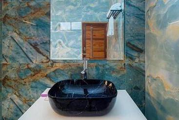 Ar Phalazzo Resort And Banquets