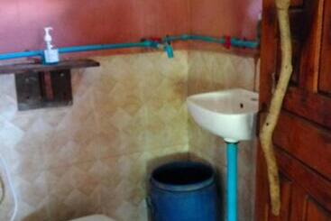 تختخواب و صبحانه Fat Rabbit Beach Resort