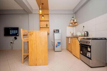 تختخواب و صبحانه Riverpoint Inn, Arusha
