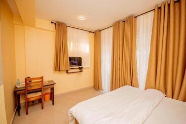 تختخواب و صبحانه Riverpoint Inn, Arusha