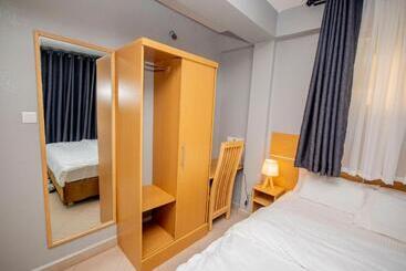 تختخواب و صبحانه Riverpoint Inn, Arusha