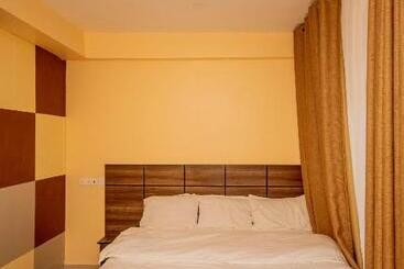 تختخواب و صبحانه Riverpoint Inn, Arusha