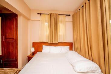 تختخواب و صبحانه Riverpoint Inn, Arusha