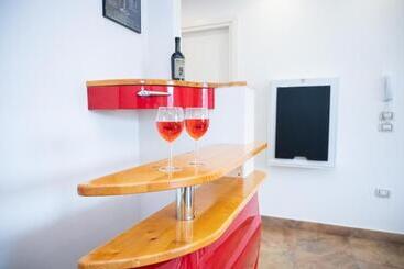 تختخواب و صبحانه Room 500