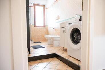 تختخواب و صبحانه Room 500