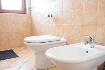 تختخواب و صبحانه Room 500
