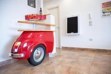 تختخواب و صبحانه Room 500