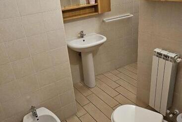 تختخواب و صبحانه Villa Roxana