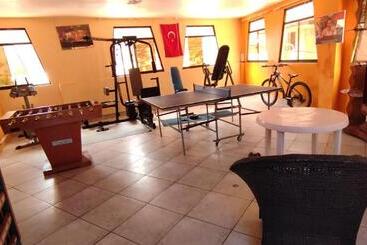 هتل Atuk Wasi Hostel