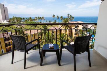 هتل Costa Club Punta Arena   Desayuno Incluido