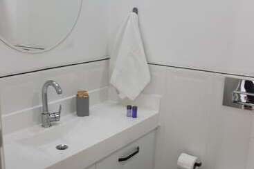 هتل Cosy Suite