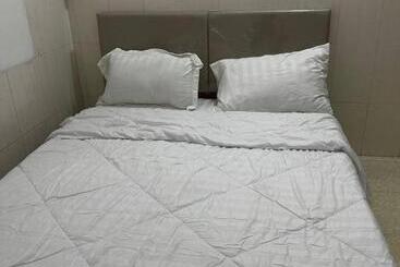 هتل Everest Guest House