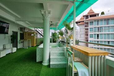 Xcess Residence