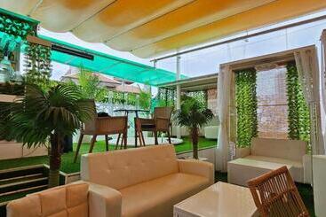 Xcess Residence