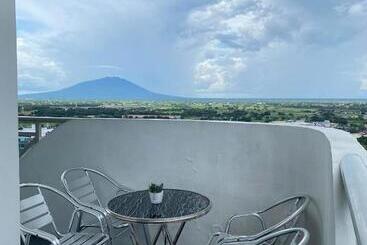 هاستل Azure Air Bnb