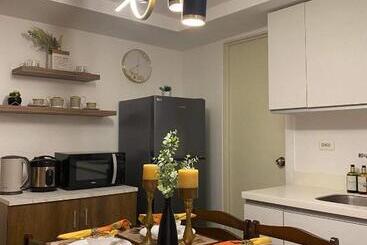 هاستل Azure Air Bnb