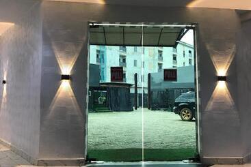 Bayview Mansion Hotel And Suites