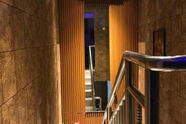 Bayview Mansion Hotel And Suites