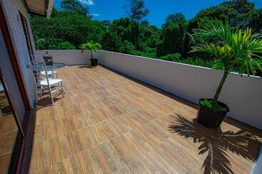 تختخواب و صبحانه Amancay House