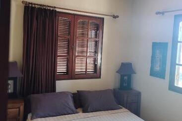 تختخواب و صبحانه Villa Layang Bulan