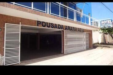 هتل Arara Azul
