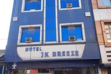 هتل Jk Breeze & Dental Care Jammu