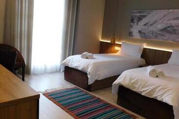 Mik Hotel Korce