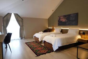Mik Hotel Korce