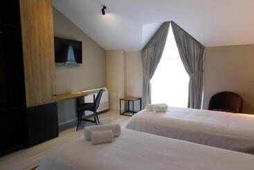 Mik Hotel Korce