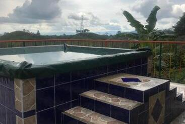 هتل Reserva Natural Finca La Cabaña