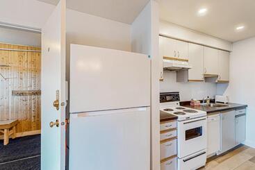 هتل Snowcrest Village, Unit 5b