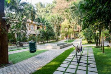 هتل The Greenwood Resort Guwahati