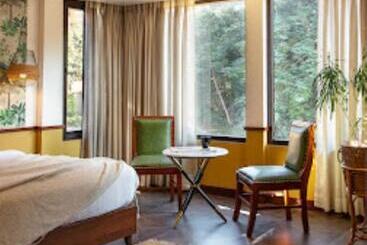 هتل The Greenwood Resort Guwahati