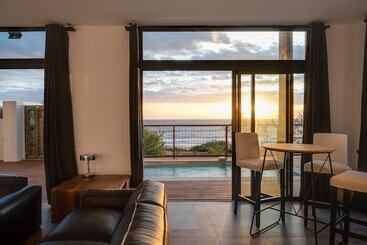 Le Moma By The Ocean
