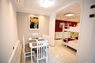 Little Corner Hostel