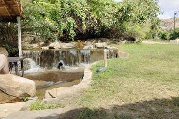 پانسیون Hidden Place