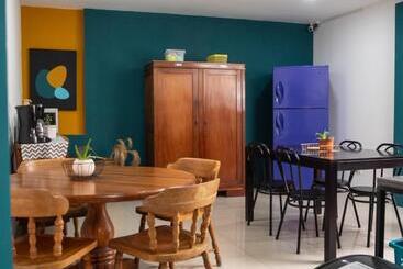 펜션 Lolas Hostal Hab. 2