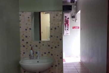 پانسیون Rafiki Apartment