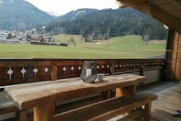 هتل Almdorf Almlust