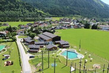 هتل Almdorf Almlust