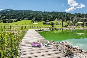 هتل Almdorf Almlust