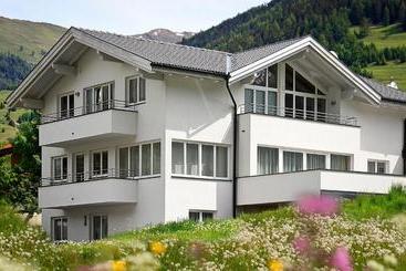 هتل Alpina Appartements