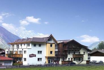 هتل Apart Falkner Resort