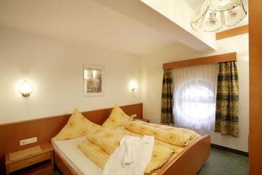 هتل Apart Falkner Resort