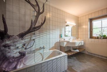 هتل Appartements Schedererhaus
