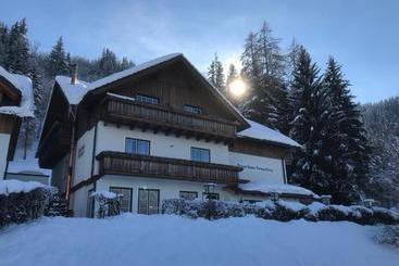 هتل Apparthaus Sonnenberg