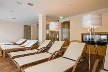 هتل Feel Good Resort Wörthersee